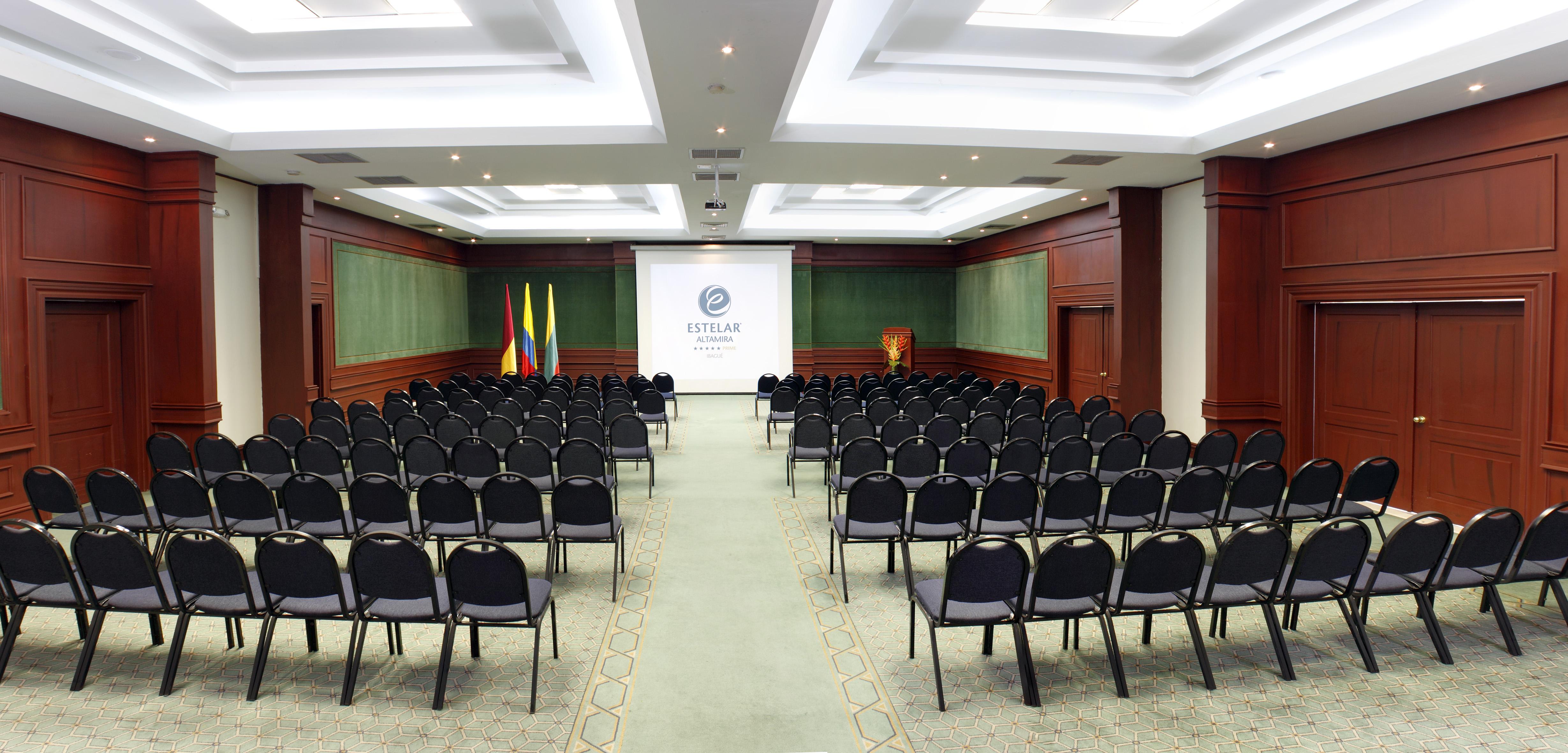 Hotel Estelar Altamira Ibagué Exteriör bild The auditorium of the university
